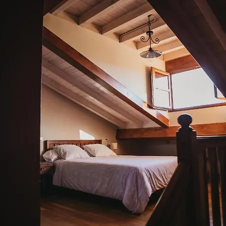 Casa Rosales Cardes (Infiesto)