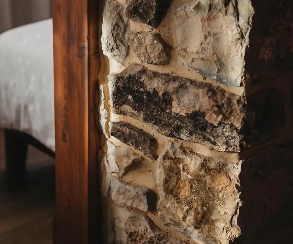 Casa Rosales Pensión Cardes (Infiesto)